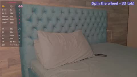 Snapshot of sexberry_ chatting on 02.13.25 Melissa online show from 02.13.25