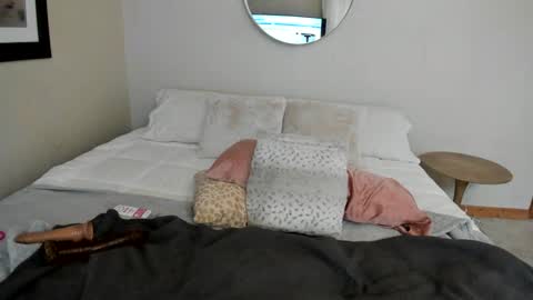 Snapshot of sexxylaurab chatting on 03.04.25 Sexxy Laura online show from 03.04.25
