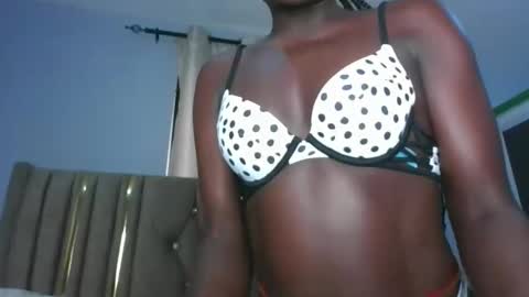 Snapshot of sexy_veena chatting on 09.20.25 sexy_veena online show from 09.20.25