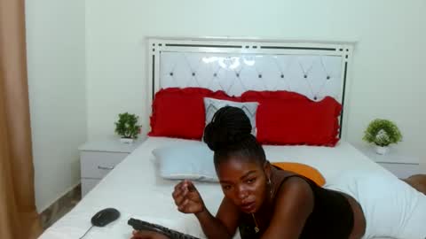 Snapshot of sexyebony256 chatting on 01.26.25 SexyEbony online show from 01.26.25