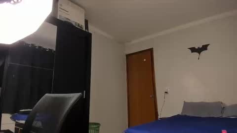 Snapshot of sexyflightz chatting on 03.05.25 chris online show from 03.05.25