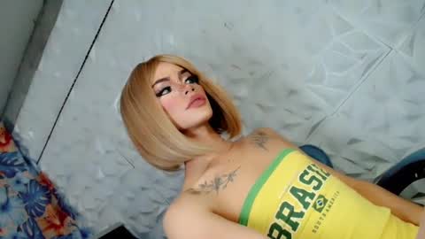 Snapshot of sexyhotbabe18 chatting on 01.30.25 sexyhotbabe18 online show from 01.30.25