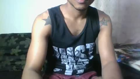 Snapshot of sexyleon69 chatting on 01.15.25 Sexy leon online show from 01.15.25