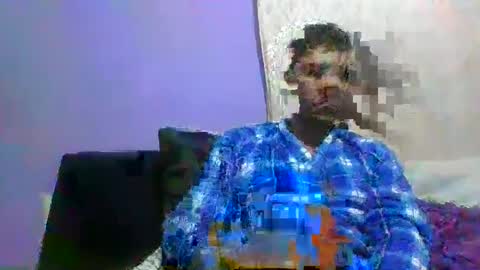 Snapshot of sexyleon69 chatting on 03.11.25 Sexy leon online show from 03.11.25