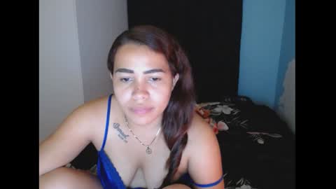 Snapshot of sexyloba_ chatting on 12.19.24 sexyloba  independent model online show from 12.19.24