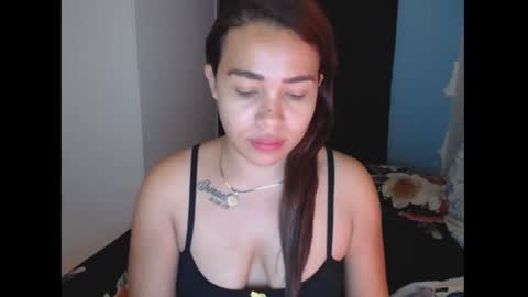 Snapshot of sexyloba_ chatting on 12.31.24 sexyloba  independent model online show from 12.31.24