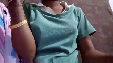 Snapshot of sexymaya8642 chatting on 10.16.25 sexymaya8642 online show from 10.16.25