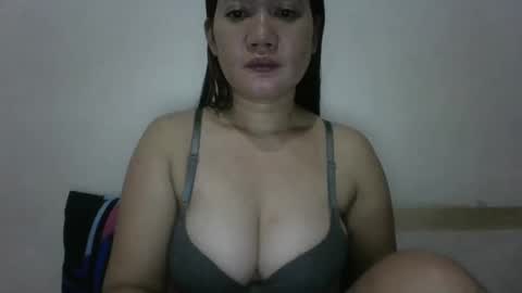 Snapshot of sexypussy_pinay chatting on 10.04.25 sexypussy_pinay online show from 10.04.25