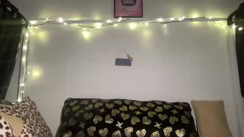 Snapshot of sexysiren7 chatting on 01.10.25 Dream online show from 01.10.25