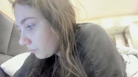 Snapshot of shadow_raffi chatting on 02.08.25 shadow_raffi online show from 02.08.25