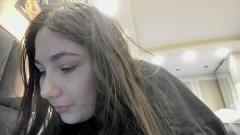 Snapshot of shadow_raffi chatting on 02.23.25 shadow_raffi online show from 02.23.25