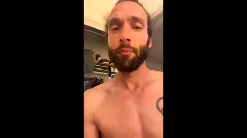 Snapshot of shaggyslim69 chatting on 10.18.25 shaggyslim69 online show from 10.18.25