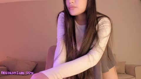 Snapshot of shaix_xx chatting on 02.06.25 Yanmei online show from 02.06.25
