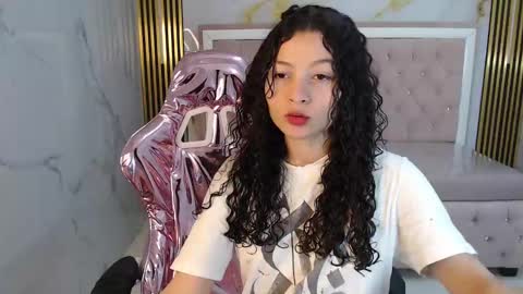 Snapshot of shalon_diaz_sub chatting on 12.17.24 Shalon online show from 12.17.24