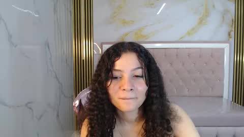 Snapshot of shalon_diaz_sub chatting on 01.03.25 Shalon online show from 01.03.25