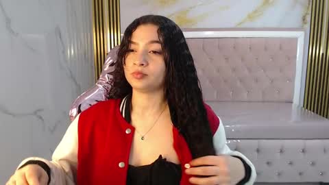 Snapshot of shalon_diaz_sub chatting on 01.11.25 Shalon online show from 01.11.25