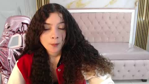 Snapshot of shalon_diaz_sub chatting on 01.22.25 Shalon online show from 01.22.25