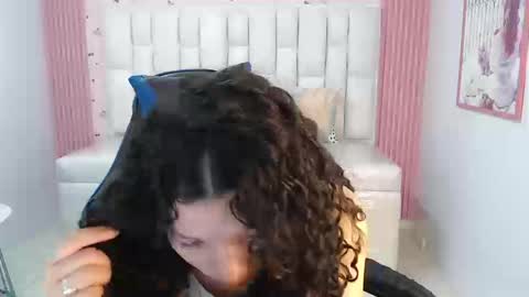 Snapshot of shalon_diaz_sub chatting on 09.10.25 Shalon online show from 09.10.25