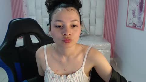 Snapshot of shalon_diaz_sub chatting on 09.13.25 Shalon online show from 09.13.25