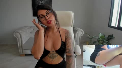 Snapshot of shanabellucy chatting on 01.09.25 onlyfans shanabellucy online show from 01.09.25