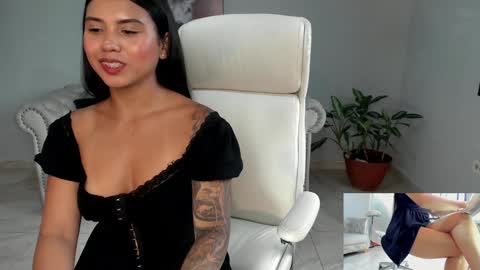 Snapshot of shanabellucy chatting on 02.03.25 onlyfans shanabellucy online show from 02.03.25