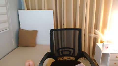 Snapshot of shanaiamiraclets chatting on 02.09.25 miraclets online show from 02.09.25