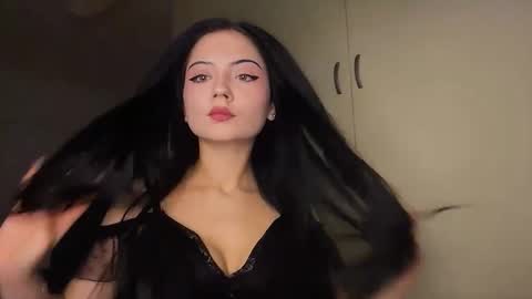 Snapshot of sharelgilvin chatting on 11.11.25 sharelgilvin online show from 11.11.25