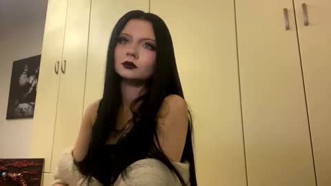 Angie online show from 10.16.25
