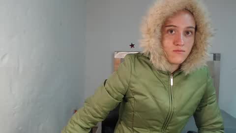 Snapshot of sharlotte__jones chatting on 02.10.25 Sara online show from 02.10.25