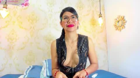 sharon_leather online show from 10.17.25