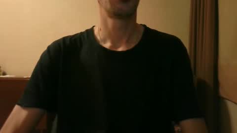 Snapshot of shedevr02 chatting on 10.07.25 Roger online show from 10.07.25