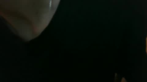 Snapshot of shedevr02 chatting on 10.08.25 Roger online show from 10.08.25