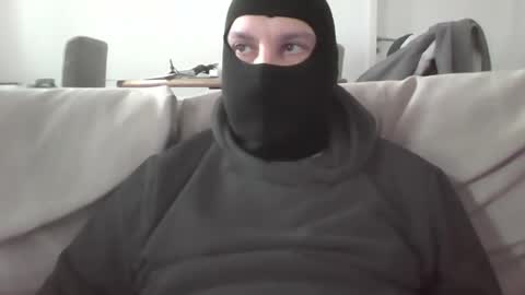 Snapshot of sheriff_luckyluke chatting on 10.03.25 sheriff_luckyluke online show from 10.03.25