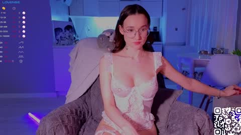 Snapshot of shey1i chatting on 12.24.24 Sheyli online show from 12.24.24