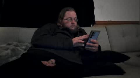 Snapshot of shifty885 chatting on 10.25.25 shifty885 online show from 10.25.25
