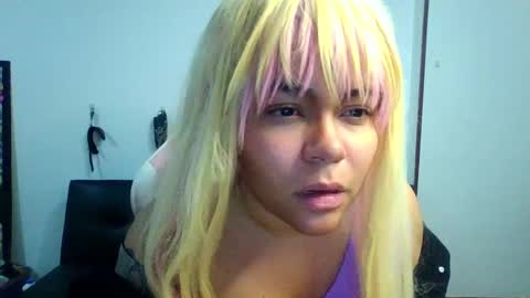 Snapshot of shineex chatting on 02.16.25 Shinee online show from 02.16.25