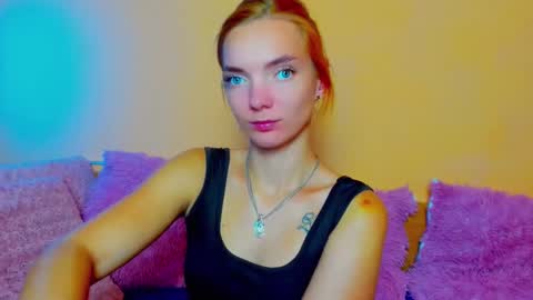 Alexis online show from 10.14.25