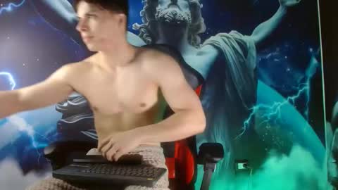 Snapshot of shinobi_grey chatting on 12.04.24  .. shinobi .. online show from 12.04.24