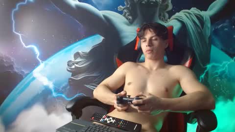 Snapshot of shinobi_grey chatting on 12.11.24  .. shinobi .. online show from 12.11.24