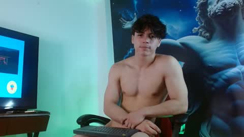 Snapshot of shinobi_grey chatting on 01.05.25  .. shinobi .. online show from 01.05.25