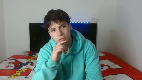 Snapshot of shinobi_grey chatting on 03.04.25  .. shinobi .. online show from 03.04.25