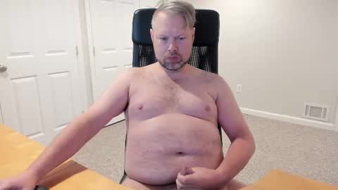 Snapshot of shofixtie chatting on 10.17.25 Shofixtie online show from 10.17.25