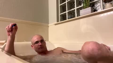 Snapshot of shortshortsman chatting on 09.12.25 shortshortsman online show from 09.12.25