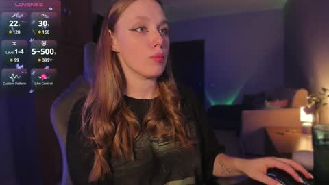 Snapshot of shorty_di chatting on 12.20.24 Diana online show from 12.20.24