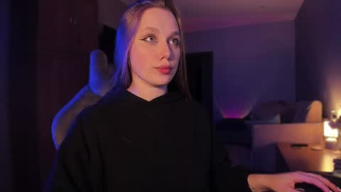 Snapshot of shorty_di chatting on 12.24.24 Diana online show from 12.24.24