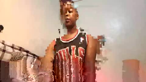 Snapshot of shybambie chatting on 11.18.25 Bambi online show from 11.18.25