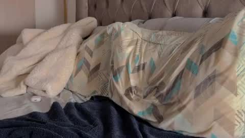 Snapshot of shydude666 chatting on 01.11.25 shydude666 online show from 01.11.25