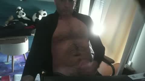 Snapshot of shyfrenchcock chatting on 01.09.25 shyfrenchcock online show from 01.09.25