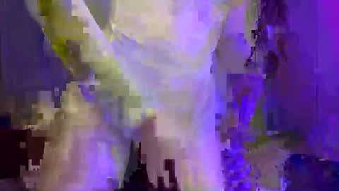 Snapshot of shygirl2005 chatting on 10.10.25 ShyGirl2005 online show from 10.10.25