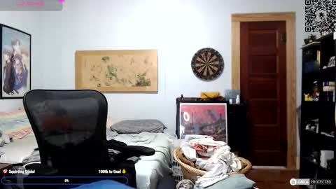 Snapshot of silver_willow chatting on 10.14.25 Willow online show from 10.14.25